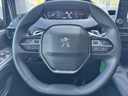 Photo 8 Peugeot Rifter  Standard BlueHDi 130 S&S EAT8