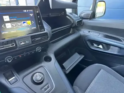 Photo 21 Peugeot Rifter  Standard BlueHDi 130 S&S EAT8