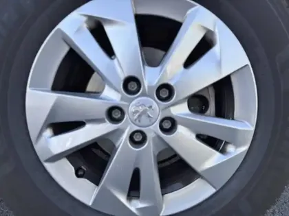 Photo 12 Peugeot Rifter  Standard BlueHDi 130 S&S EAT8