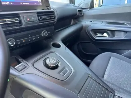 Photo 13 Peugeot Rifter  Standard BlueHDi 130 S&S EAT8