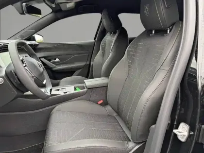 Photo 10 Peugeot 408  Hybrid 145 e-DCS6