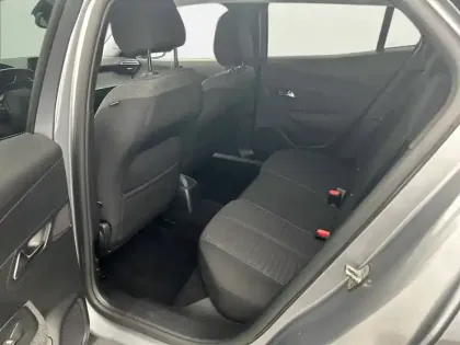 Photo 11 Peugeot 2008  PureTech 100 S&S BVM6
