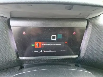 Photo 9 Citroën C4  BlueHDi 110 S&S BVM6