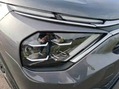Photo 15 Citroën C4  BlueHDi 110 S&S BVM6