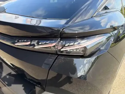 Photo 16 Peugeot 408  Hybrid 145 e-DCS6