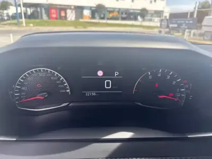 Photo 9 Peugeot 208  PureTech 100 S&S EAT8