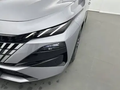 Photo 15 Peugeot 308  Hybrid 145 e-DCS6