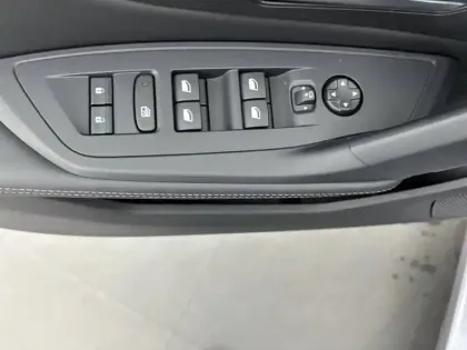 Photo 17 Peugeot 308  Hybrid 145 e-DCS6