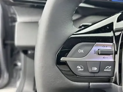 Photo 21 Peugeot 308  Hybrid 145 e-DCS6