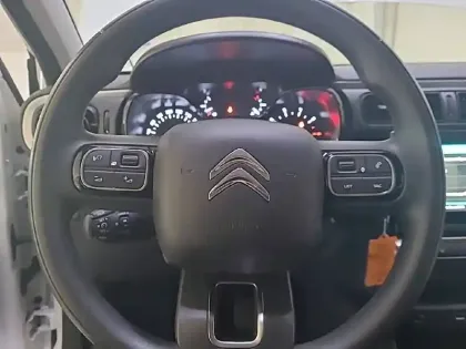 Photo 8 Citroën C3  BlueHDi 100 S&S BVM6