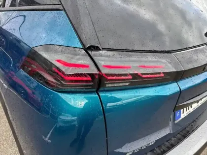 Photo 16 Peugeot 2008  Hybrid 145 e-DCS6