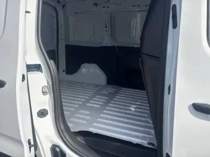 Photo 11 Peugeot Partner E- FGN 136 CH M CHARG UT MAJ 54 KWH AUT