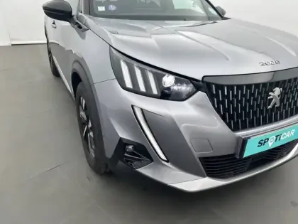 Photo 15 Peugeot 2008  PureTech 130 S&S EAT8