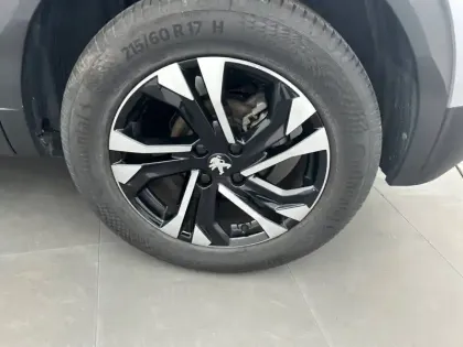Photo 12 Peugeot 2008  PureTech 130 S&S EAT8