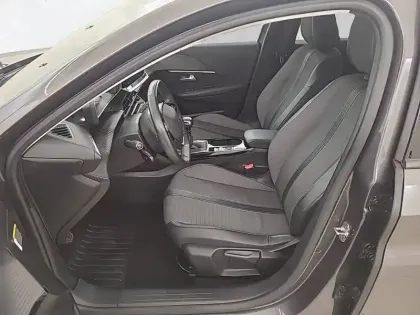 Photo 10 Peugeot 208  PureTech 100 S&S BVM6