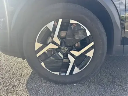 Photo 12 Peugeot 2008  PureTech 130 S&S EAT8