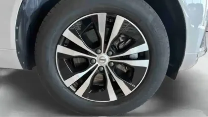Photo 9 Volvo XC60  T6 Recharge AWD 253 ch + 145 ch Geartronic 8
