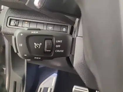 Photo 28 Peugeot 5008  BlueHDi 130ch S&S EAT8