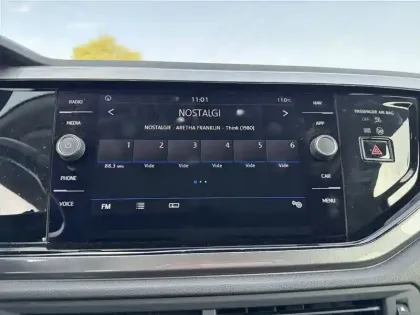 Photo 14 Volkswagen Polo  1.0 TSI 95 S&S DSG7