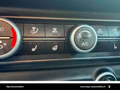 Photo 40 Alfa Romeo Stelvio  2.2 190 ch Q4 AT8