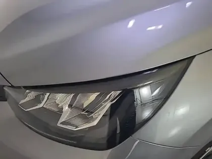 Photo 15 Peugeot 208  PureTech 75 S&S BVM5