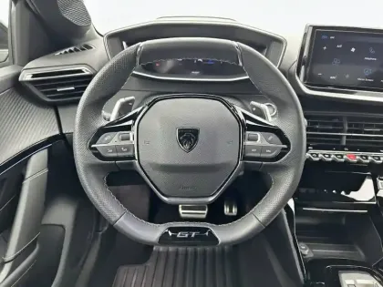 Photo 8 Peugeot 208  Hybrid 145 ch e-DCS6