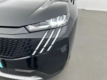 Photo 15 Peugeot 3008  Hybrid 136 e-DCS6