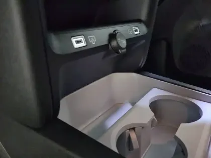 Photo 25 Citroën C5 aircross  Hybride 145 ch e-DCS6