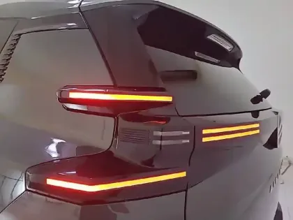 Photo 18 Citroën C5 aircross  Hybride 145 ch e-DCS6