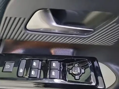 Photo 30 Citroën C5 aircross  Hybride 145 ch e-DCS6