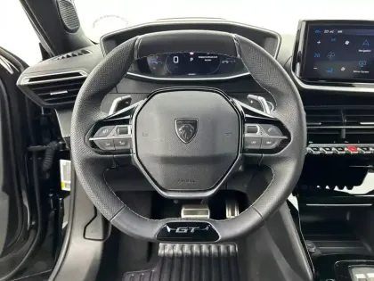 Photo 8 Peugeot 2008  Hybrid 145 e-DCS6