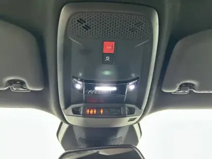 Photo 34 Peugeot 2008  Hybrid 145 e-DCS6