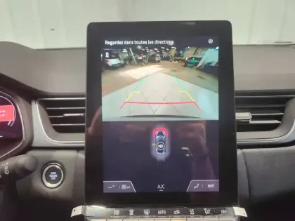 Photo 12 Renault Captur  E-Tech full hybrid 160 ch