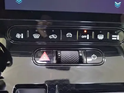 Photo 23 Citroën C5 aircross  Hybride 145 ch e-DCS6