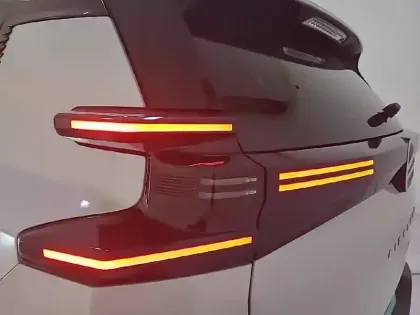 Photo 16 Citroën C5 aircross  Hybride 145 ch e-DCS6