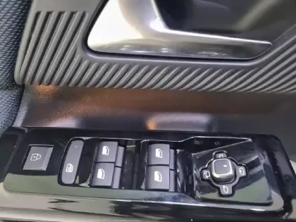 Photo 29 Citroën C5 aircross  Hybride 145 ch e-DCS6