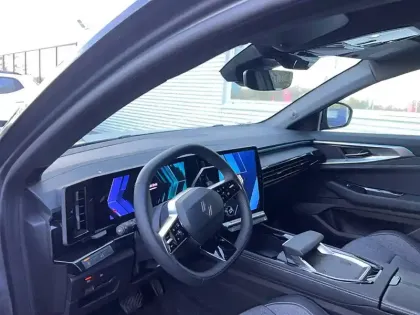 Photo 5 Renault Austral  full hybrid E-Tech 200 ch