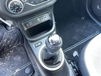 Photo 8 Renault Twingo  III SCe 65