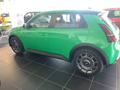 Photo 5 Renault 5 Renault  E-Tech Electrique 120 ch autonomie urbaine