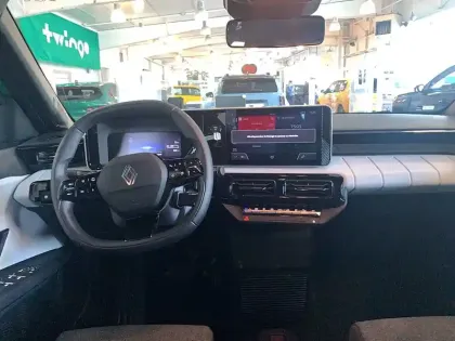 Photo 9 Renault 5 Renault  E-Tech Electrique 120 ch autonomie urbaine