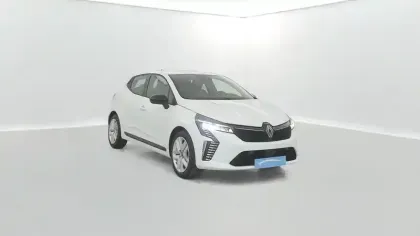 Photo 7 Renault Clio  E-Tech full hybrid 145