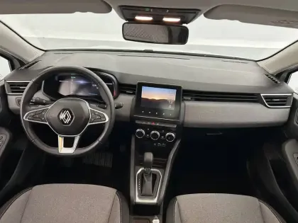 Photo 27 Renault Clio  E-Tech full hybrid 145