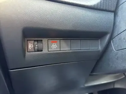 Photo 17 Peugeot 208  Electrique 50 kWh 136ch