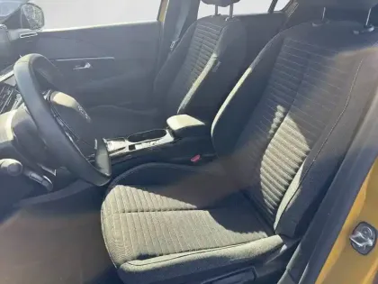 Photo 10 Peugeot 208  Electrique 50 kWh 136ch