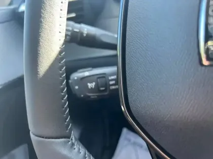 Photo 18 Peugeot 208  Electrique 50 kWh 136ch