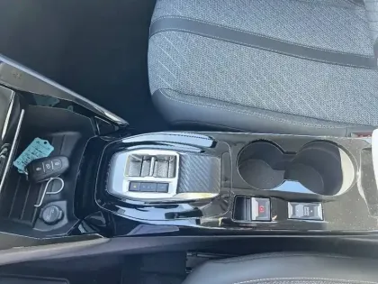 Photo 13 Peugeot 208  Electrique 50 kWh 136ch