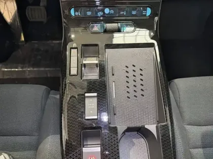 Photo 13 Citroën C5 aircross  Hybride 145 ch e-DCS6