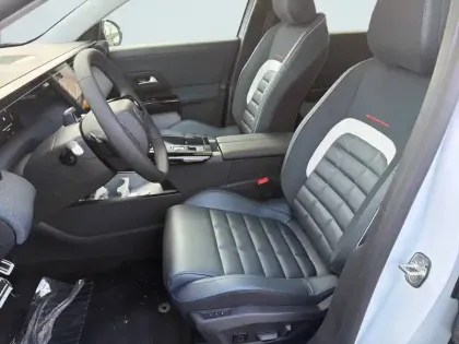 Photo 10 Citroën C5 aircross e- 210 ch autonomie confort