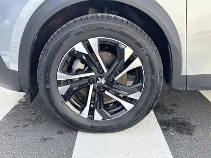 Photo 12 Peugeot 2008  Electrique 136 ch