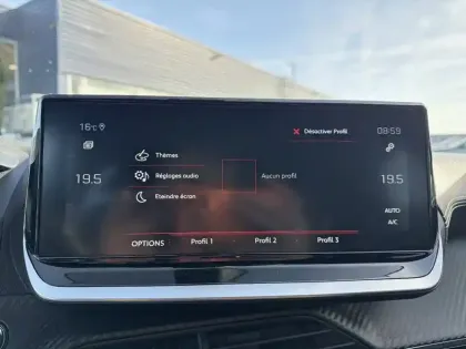 Photo 33 Peugeot 208  PureTech 100 S&S EAT8